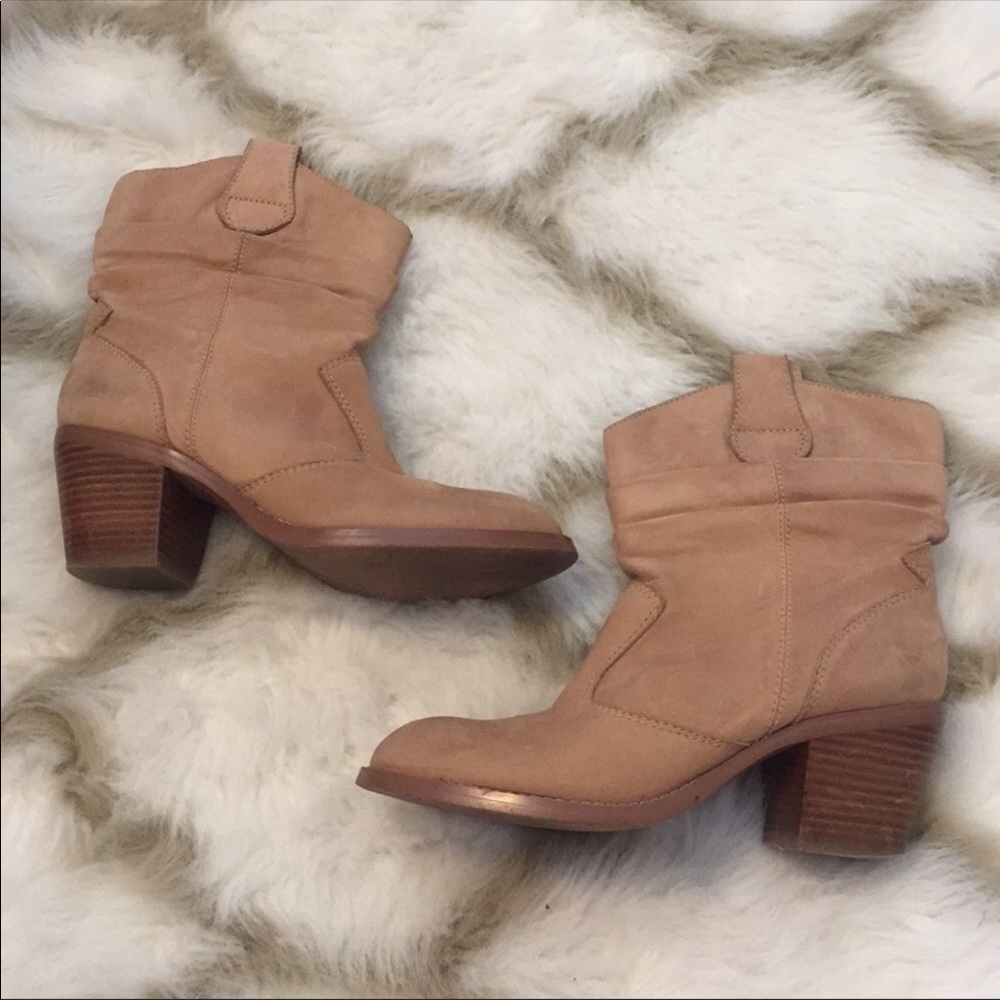 Arturo Chiang Boots
